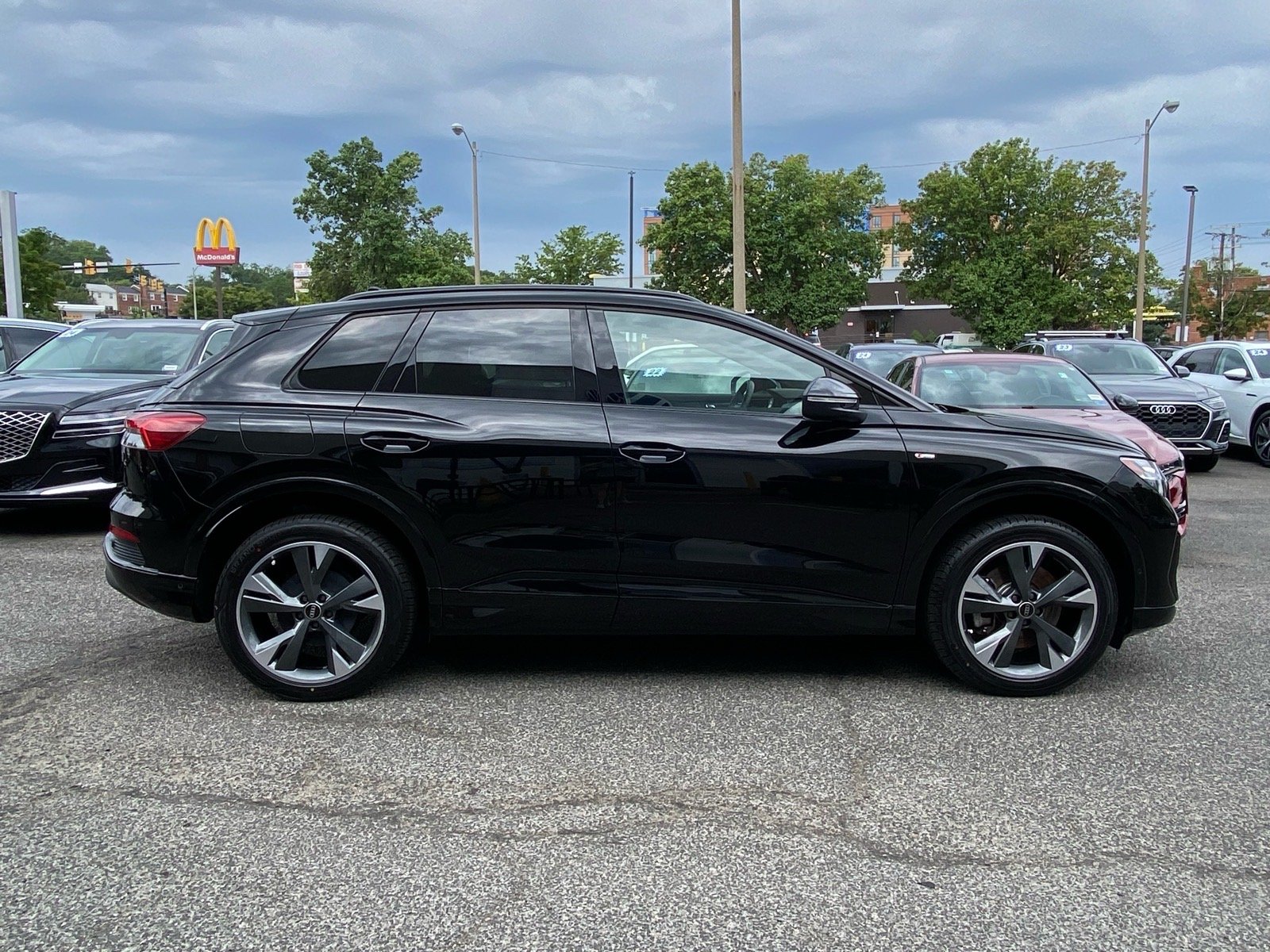 Used 2023 Audi Q4 e-tron Prestige with VIN WA1M2BFZ6PP049020 for sale in Alexandria, VA