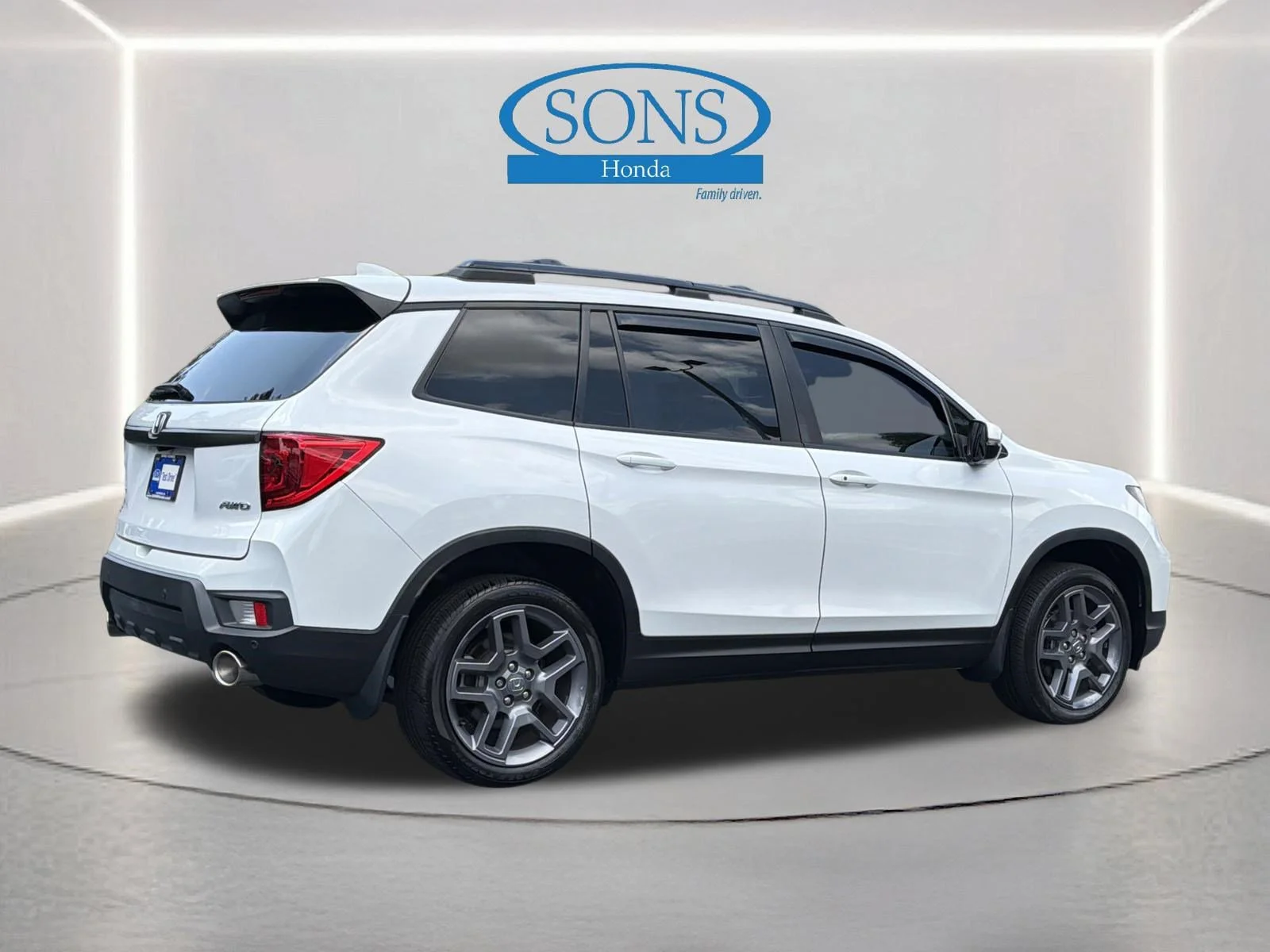 Certified Used 2023 White Honda EX-L image 28