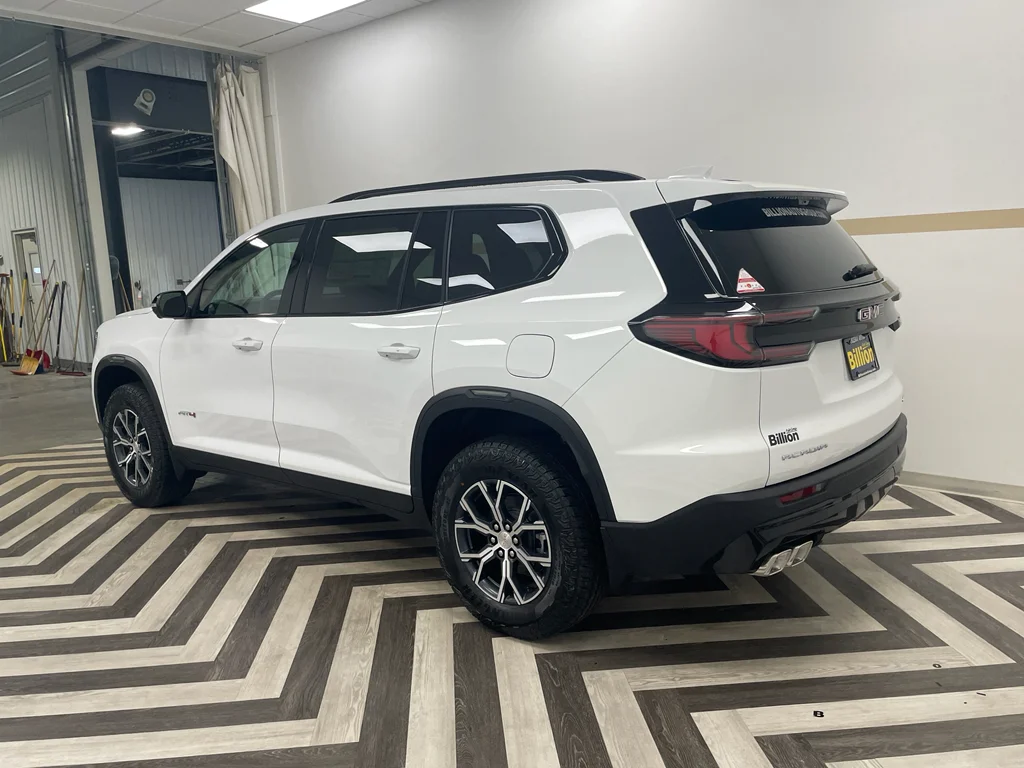2026 GMC Acadia AT4 - Photo 14