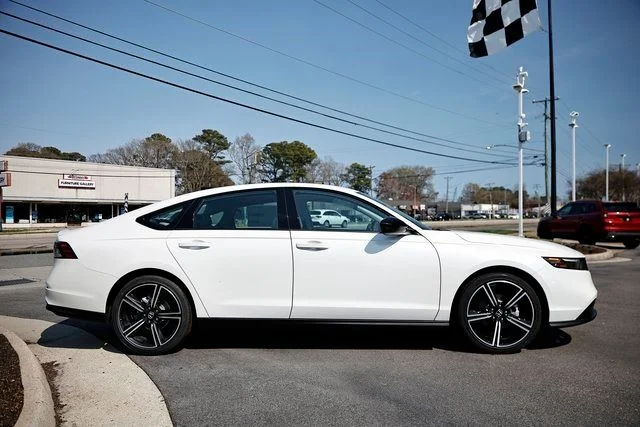 New 2026 Platinum White Pearl Honda SE image 14