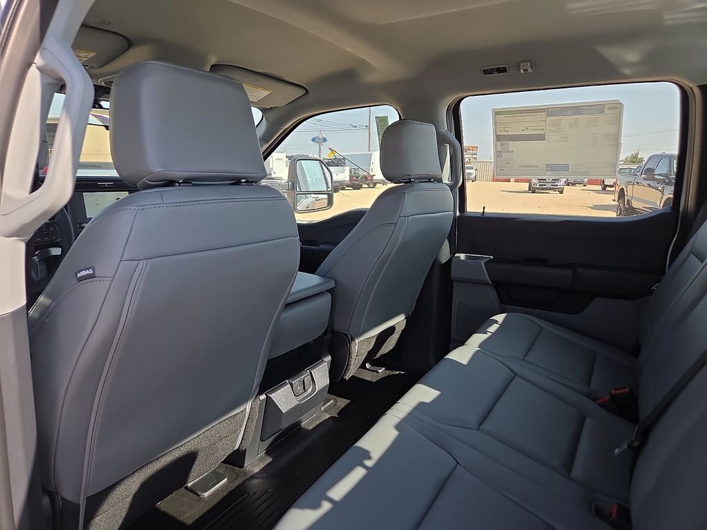 New 2026 Oxford White Ford F-350® XL image 17