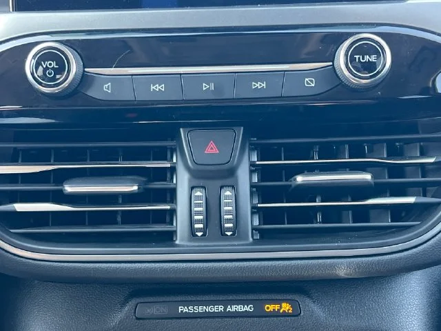 Used 2023 Gray Ford Active image 29