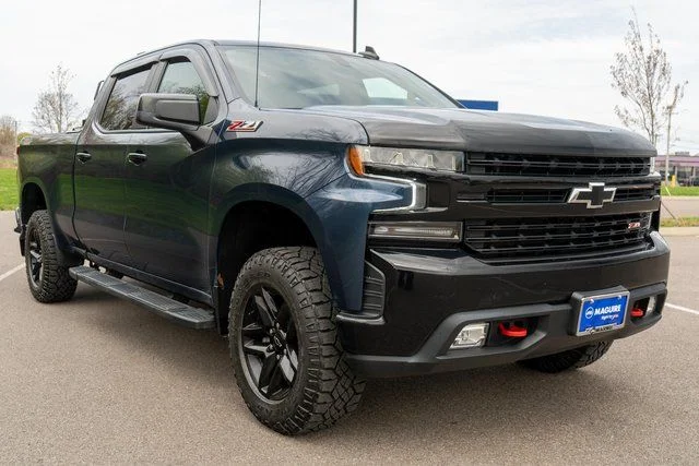 Used 2021 Blue Chevrolet LT Trail Boss image 4