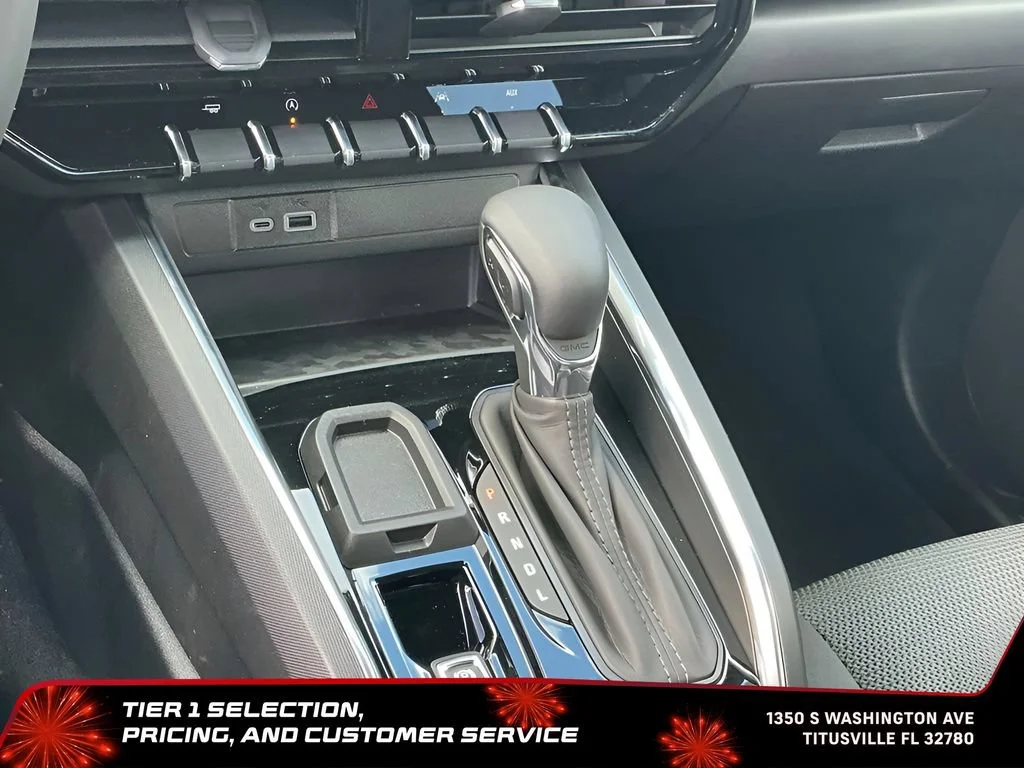 New 2026 Sterling Metallic GMC Elevation image 36