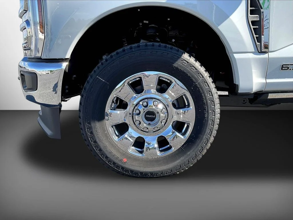 New 2026 Avalanche Ford F-250® Lariat® image 12