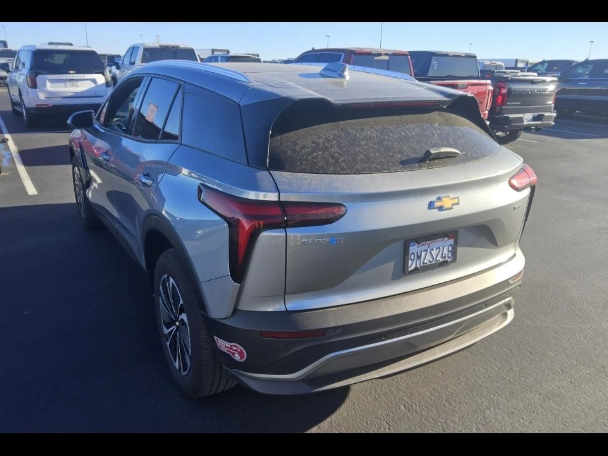 Used 2024 Sterling Gray Metallic Chevrolet LT image 7