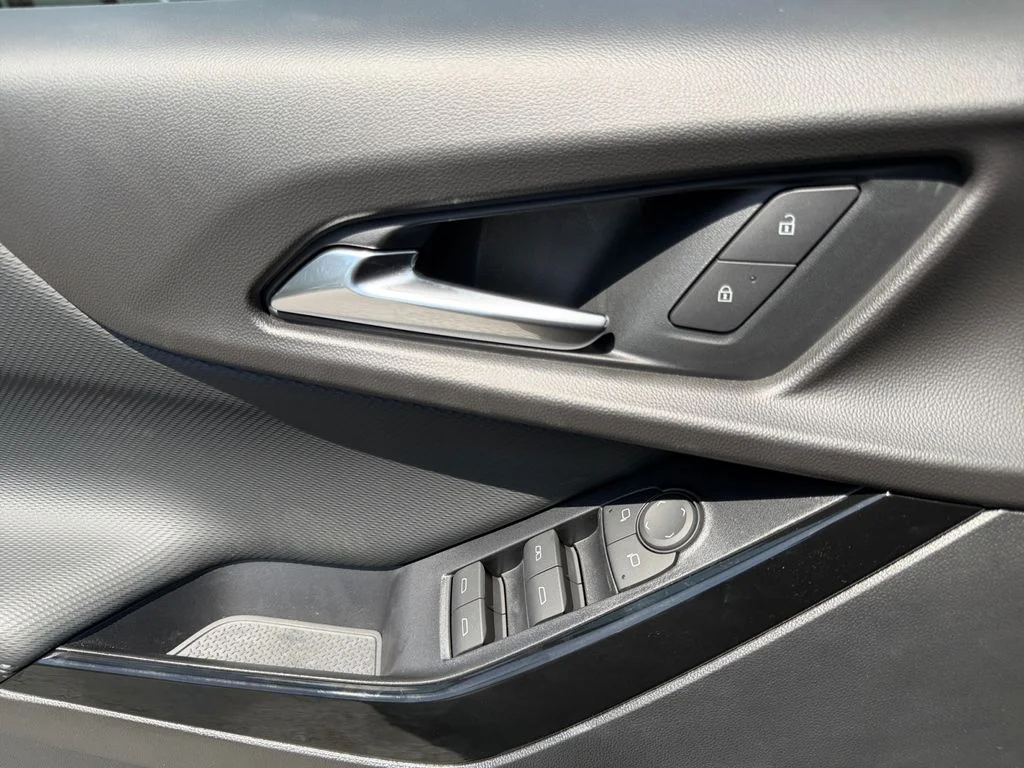New 2027 Sterling Gray Metallic Chevrolet LT image 11