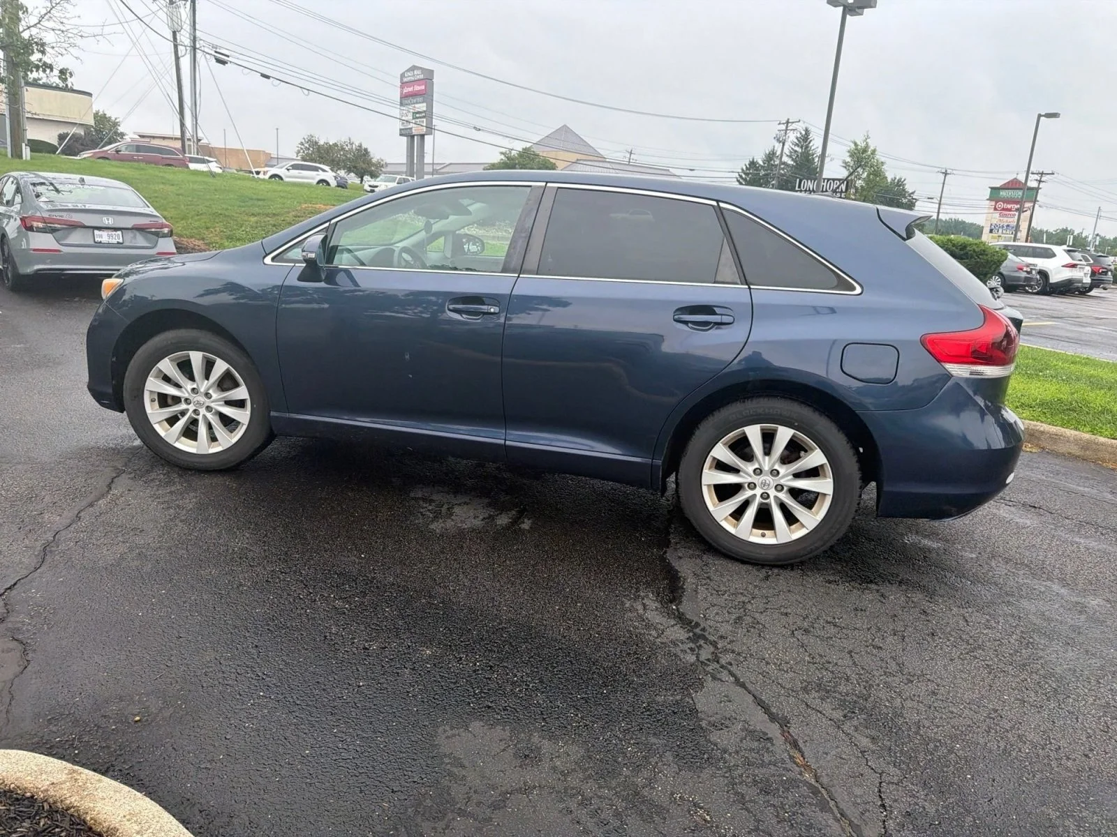 Used 2015 Parisian Night Pearl Toyota LE image 9