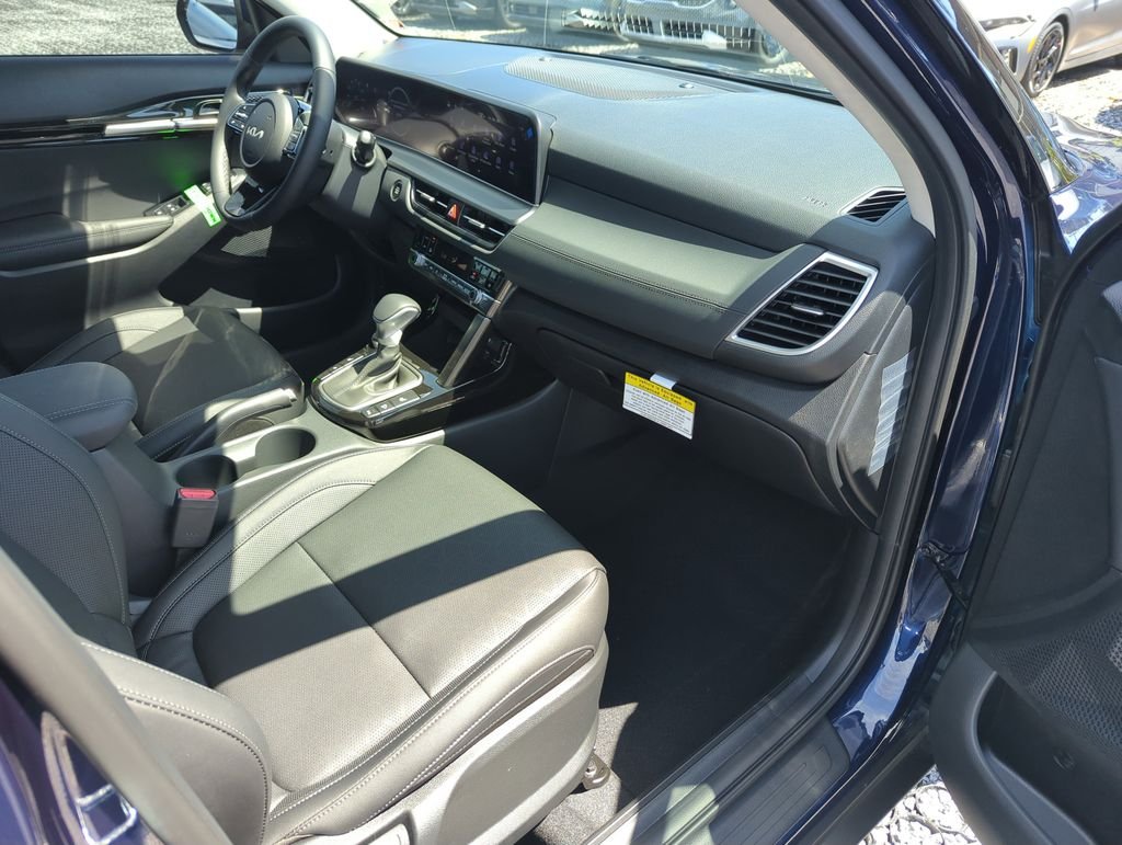 New 2026 Dark Ocean Blue Kia EX image 33