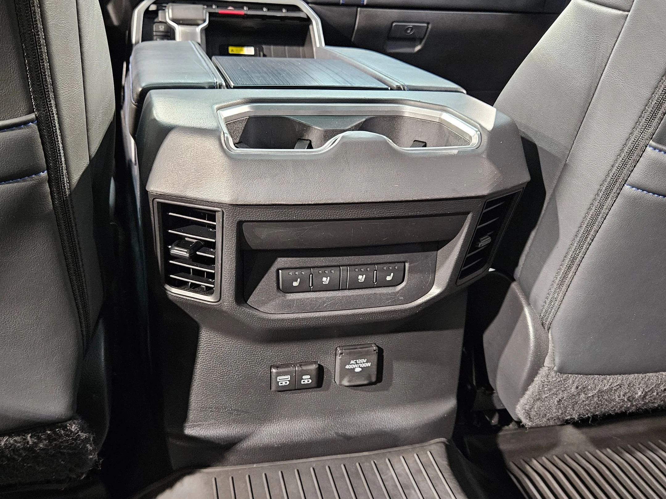 Used 2022 Wind Chill Pearl Toyota Platinum image 38