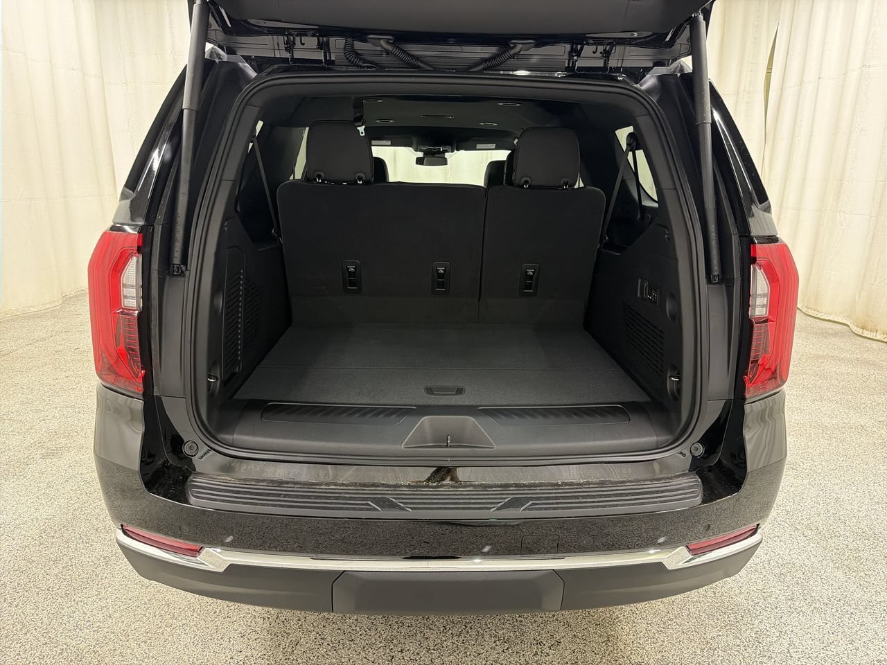 2026 GMC Yukon XL Elevation - Photo 16