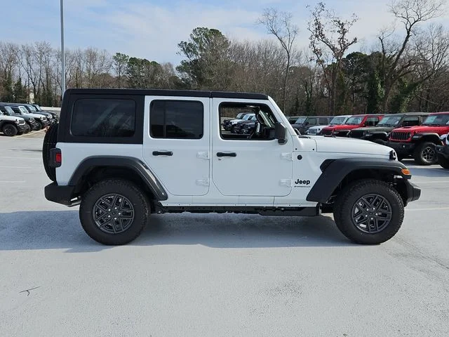 New 2026 Bright White Clear-Coat Exterior Paint Jeep Sport S image 10