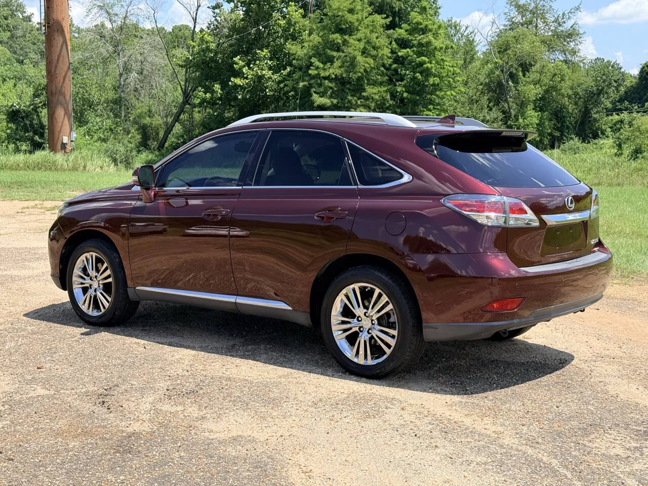 Used 2015 Maroon Lexus Base 4dr SUV image 3