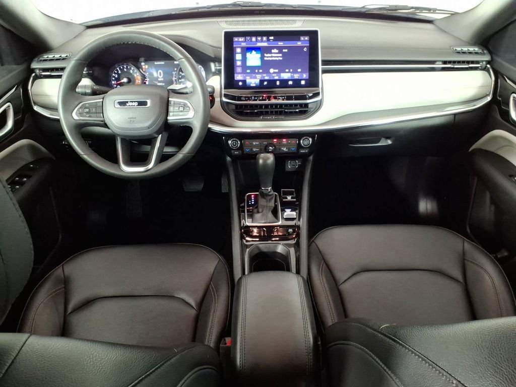 Used 2024 Silver Jeep Limited image 12