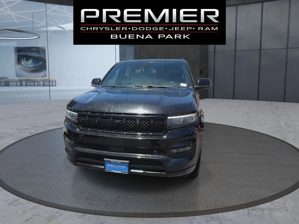 Used 2022 Black Jeep Series II image 3