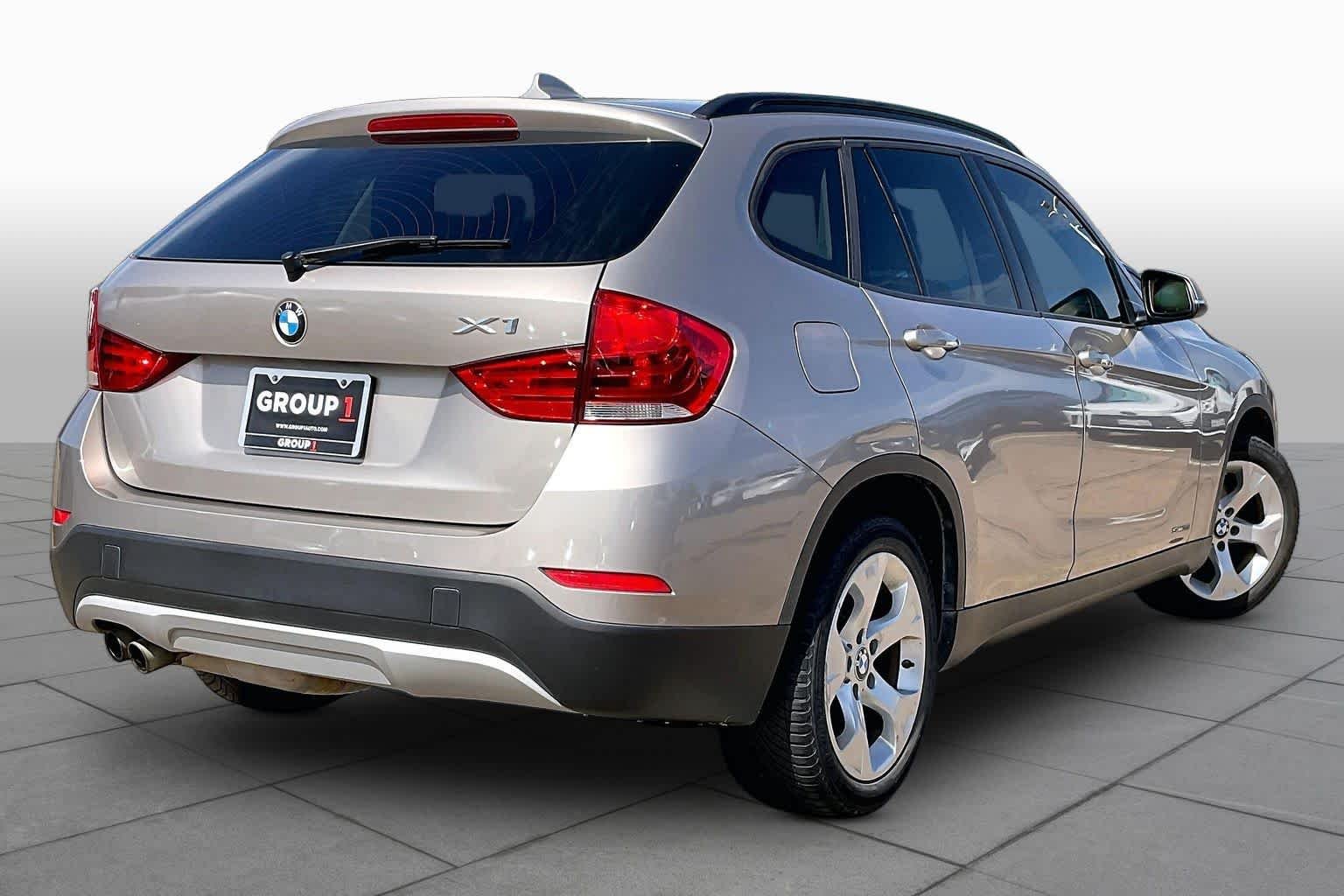 Used 2014 Sparkling Bronze Metallic BMW sDrive28i image 11