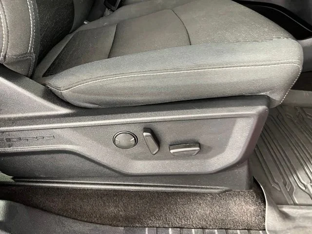 Used 2021 Red Ford XLT image 44