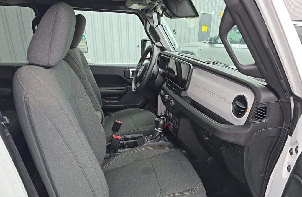 Used 2024 White Jeep Willys 4xe image 8