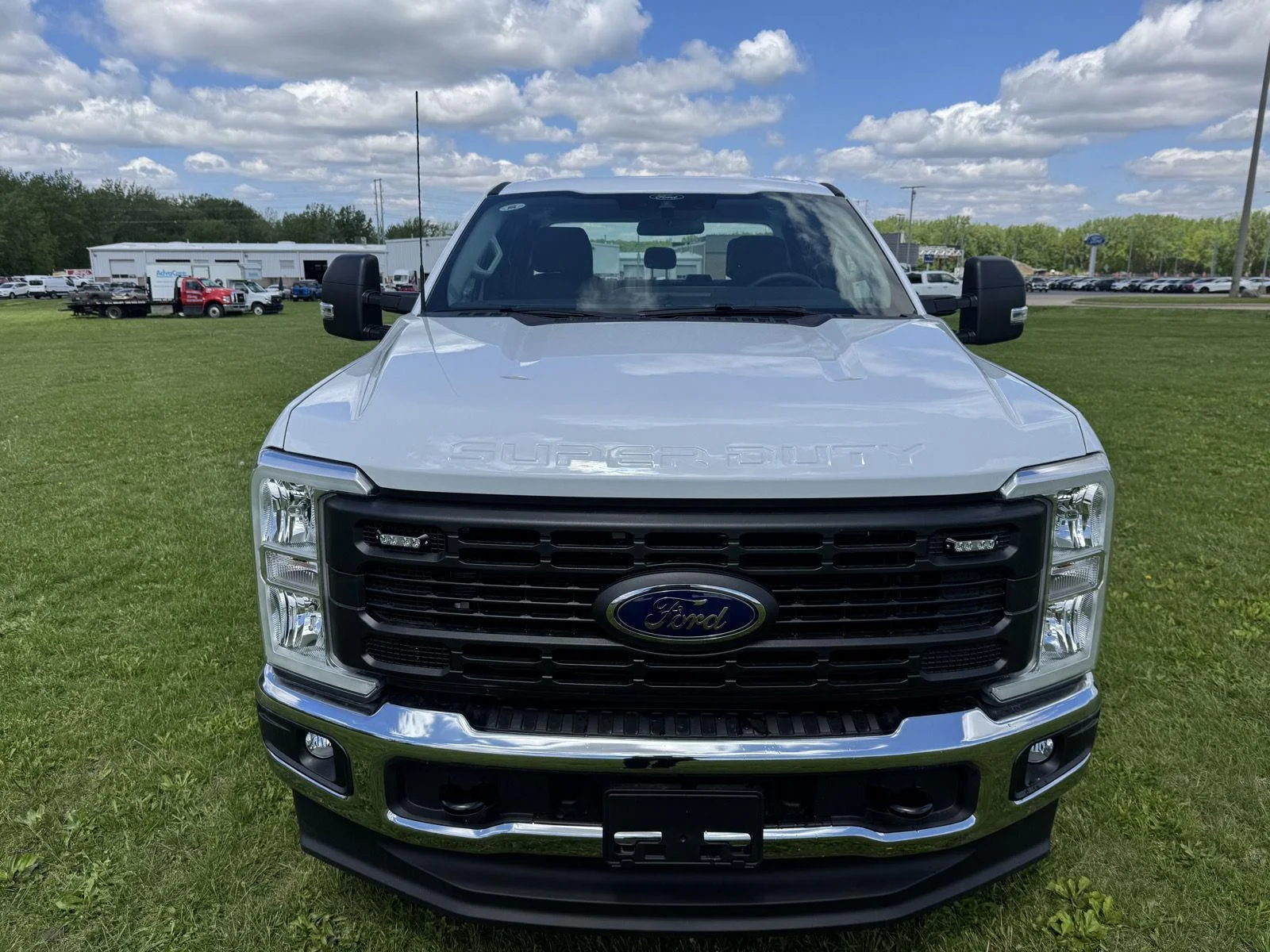 New 2026 Oxford White Ford XL image 10