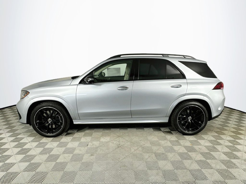New 2027 Silver Mercedes-Benz GLE 450 image 4