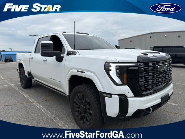 Used 2025 White GMC Denali Ultimate image 1
