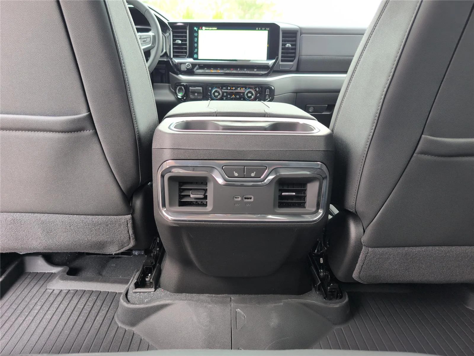 2026 Chevrolet Silverado 1500 LTZ - Photo 30