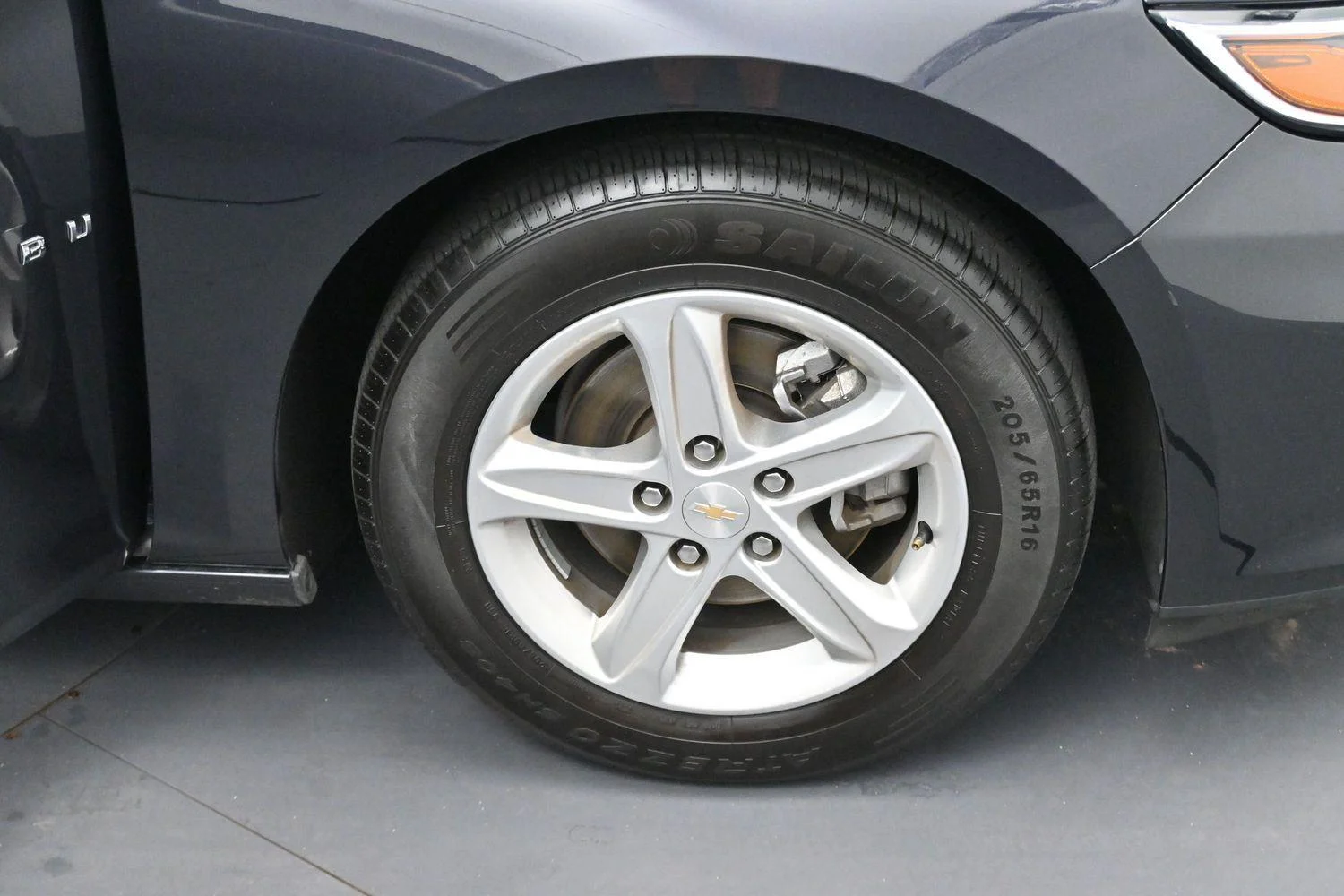 Used 2023 Dark Ash Metallic Chevrolet LT image 30
