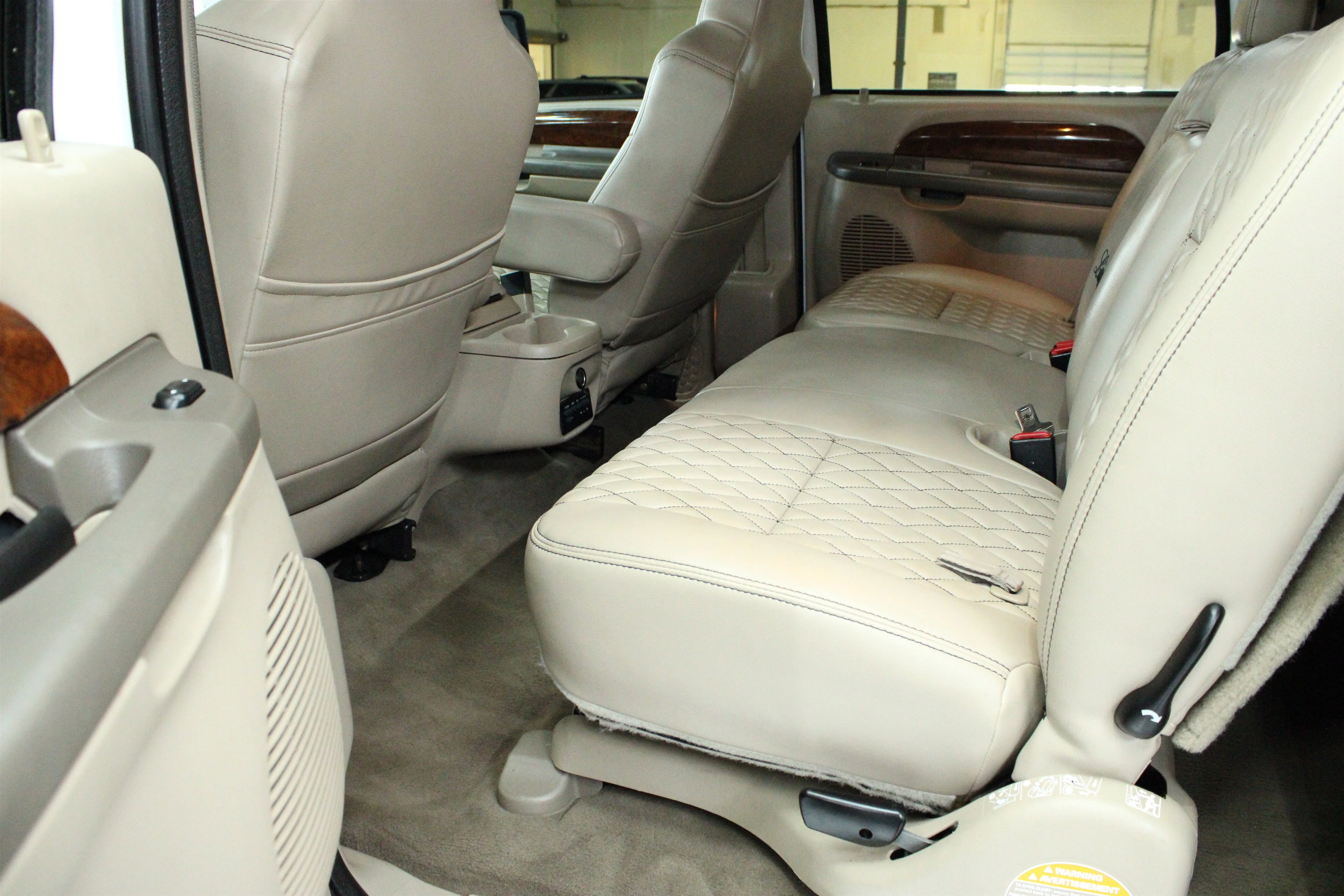 2002 Ford Excursion Limited - Photo 25