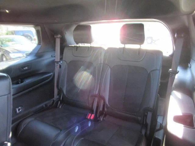 Certified Used 2022 Black Jeep Altitude image 30