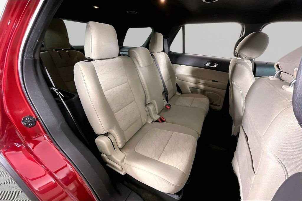 Used 2013 Red Ford Base image 22