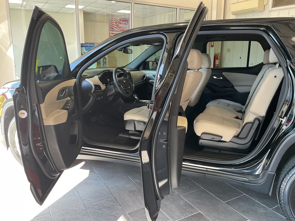 Used 2023 Black Chevrolet LS image 11