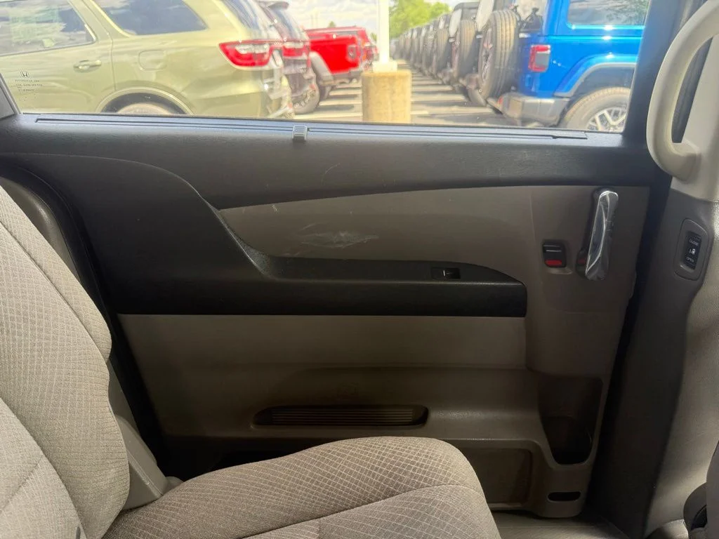 Used 2015 Gray Honda EX image 41