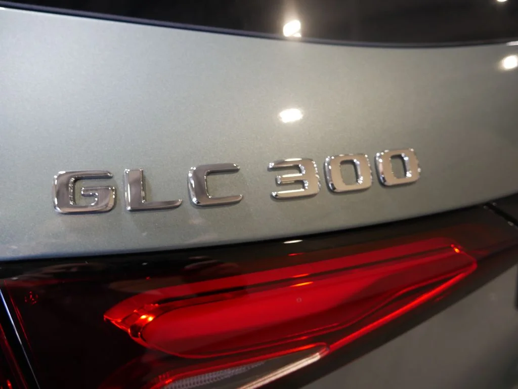 Certified Used 2026 Verde Silver Metallic Mercedes-Benz GLC 300 image 8