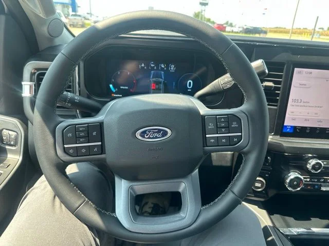 New 2026 Oxford White Ford F-250® Lariat® image 40