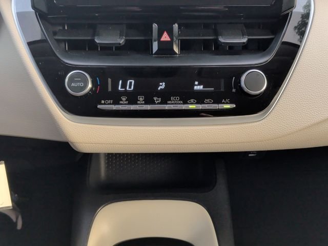 Certified Used 2025  Toyota LE image 22