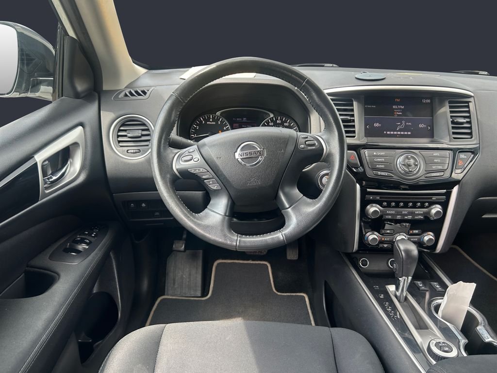 Used 2017 Pearl White Nissan SV image 12