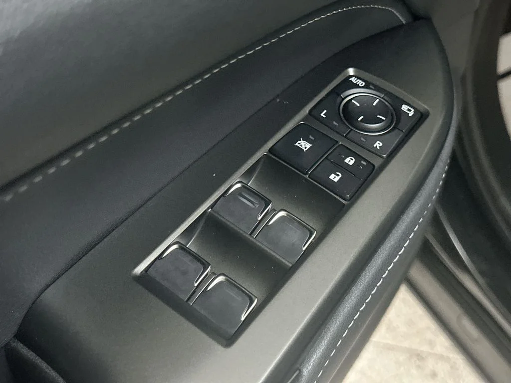 Used 2025 Black Lexus 350 Base image 17