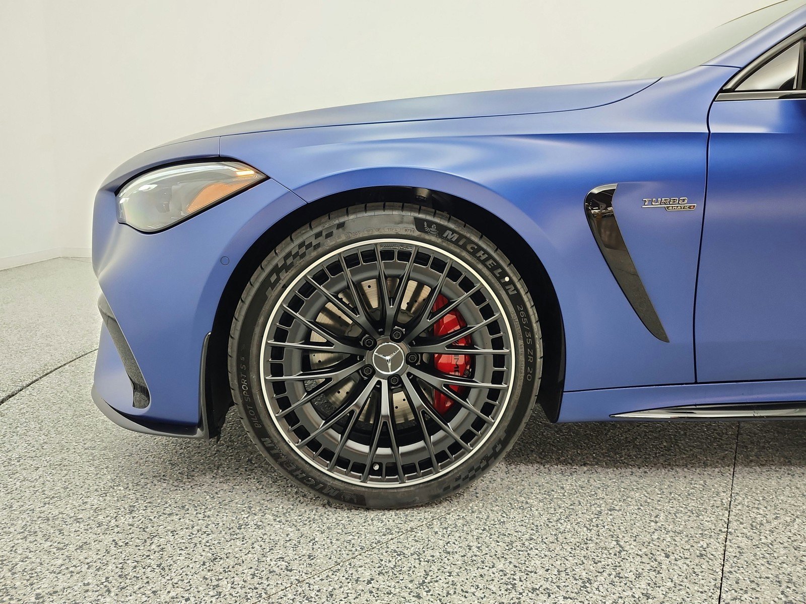 New 2026 MANUFAKTUR Starling Blue Magno Mercedes-Benz AMG® CLE 53 4MATIC+ Coupe image 46