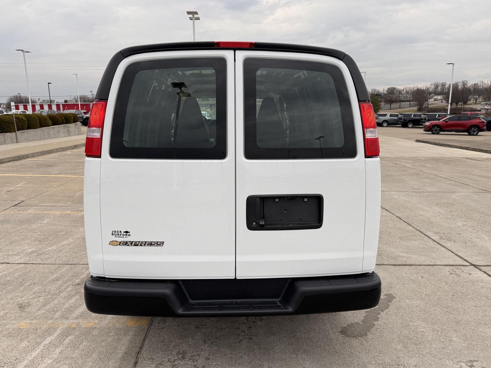 2026 Chevrolet Express Cargo Work Van - Photo 41