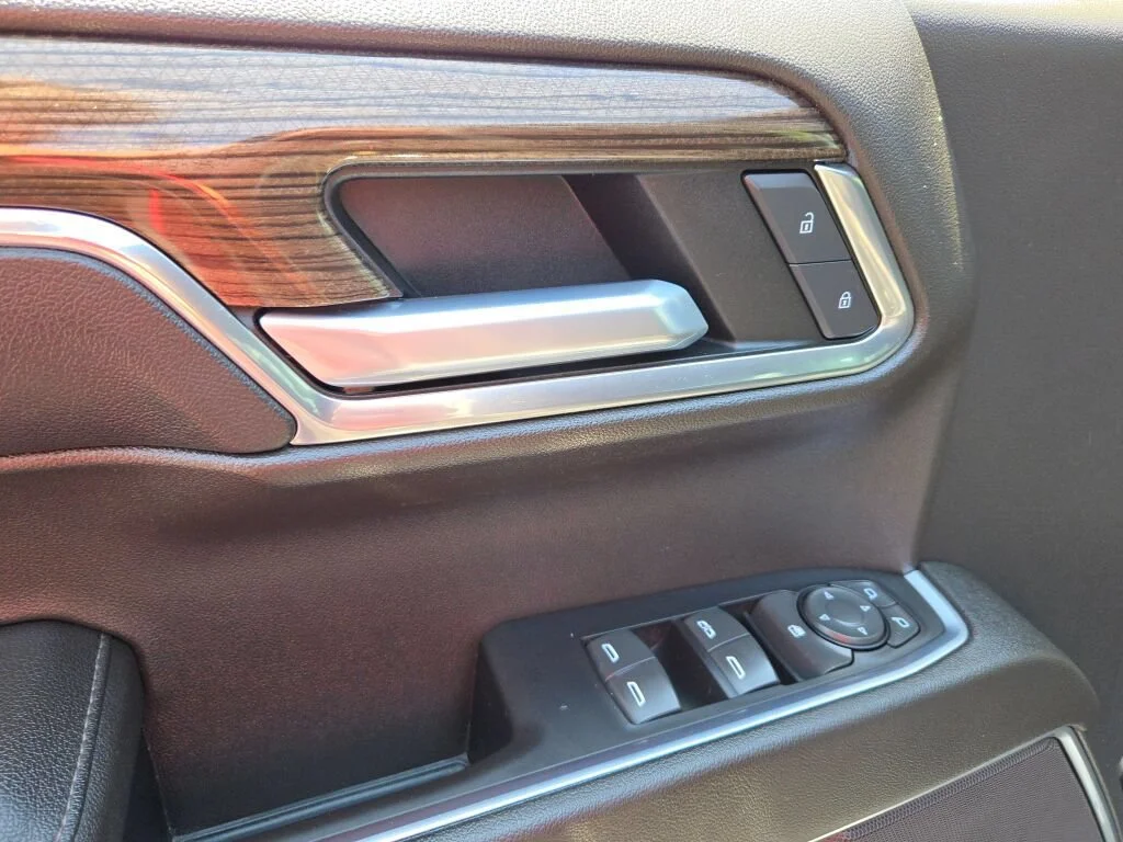 2022 Chevrolet Silverado 1500 LT - Photo 21