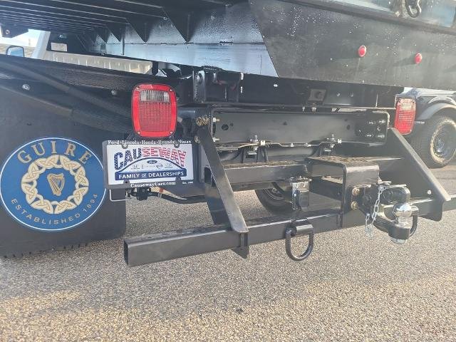 2025 Ford F-450 Super Duty Chassis Cab XL - Photo 32