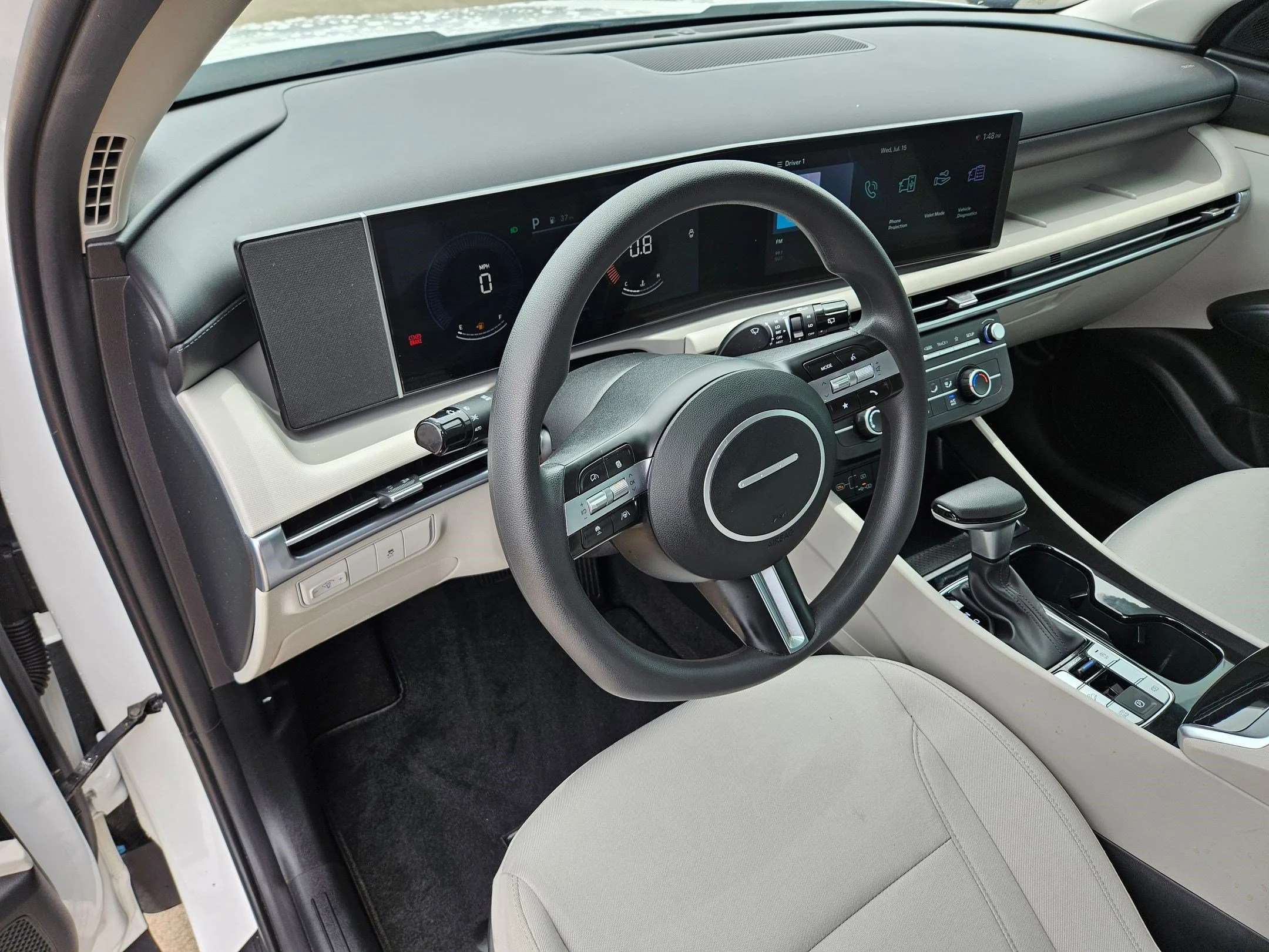 Certified Used 2025 Serenity White Pearl Hyundai SE image 13
