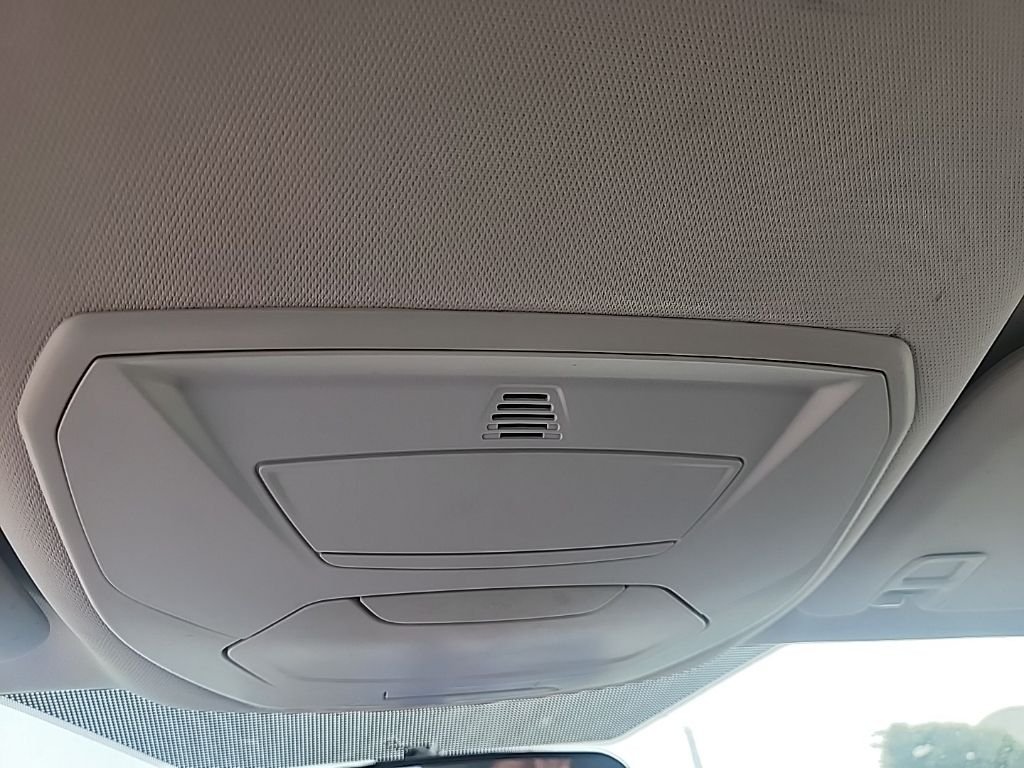 Used 2014 White Ford S image 25