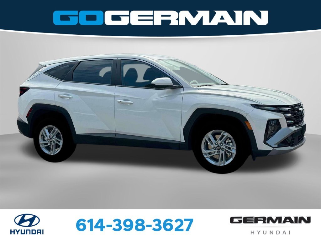 Used 2025 White Hyundai SE image 14