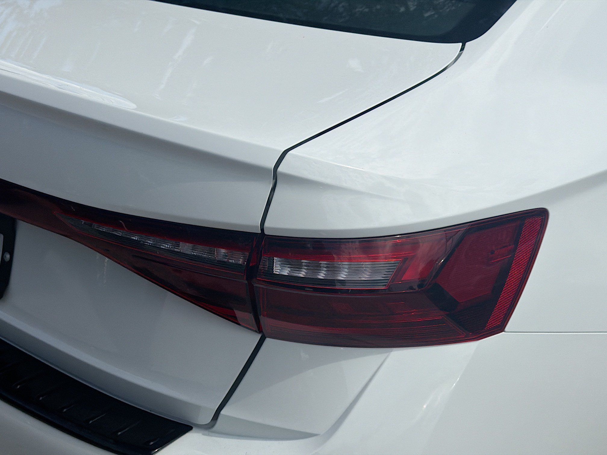 Certified Used 2025 Pure White Volkswagen S image 26