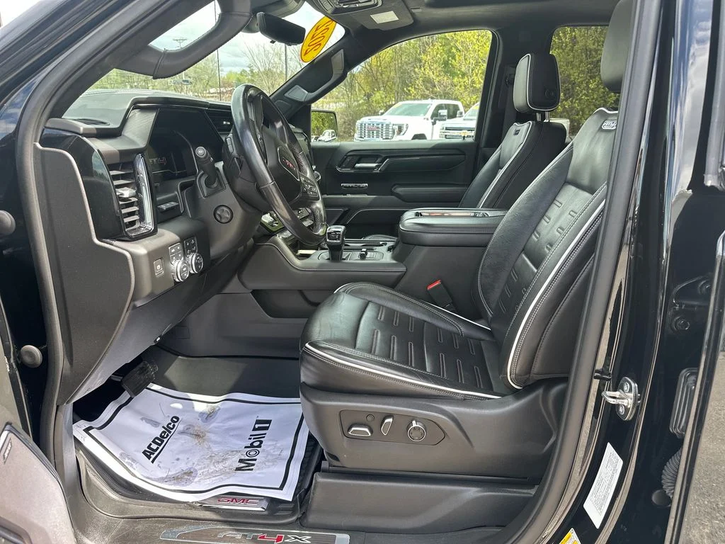 Used 2022 Black GMC AT4X image 9
