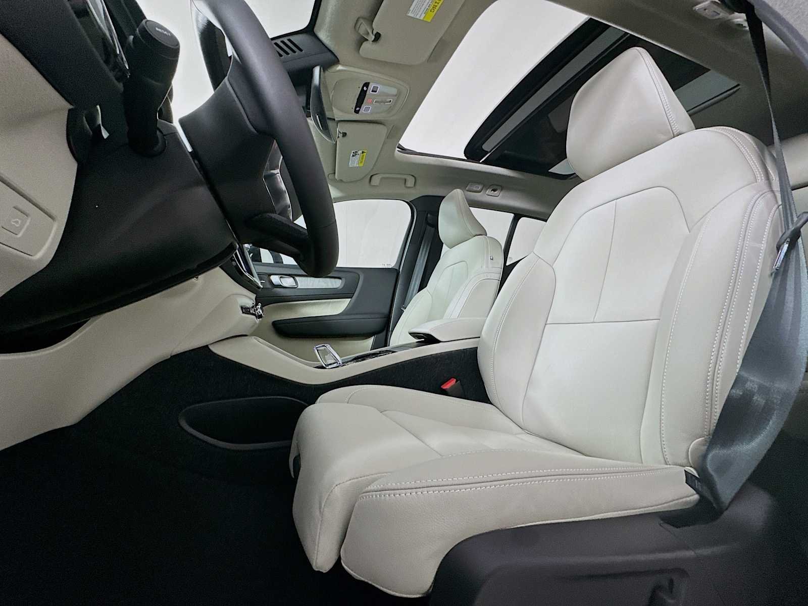 New 2026 Cloud Blue Volvo Ultra image 18