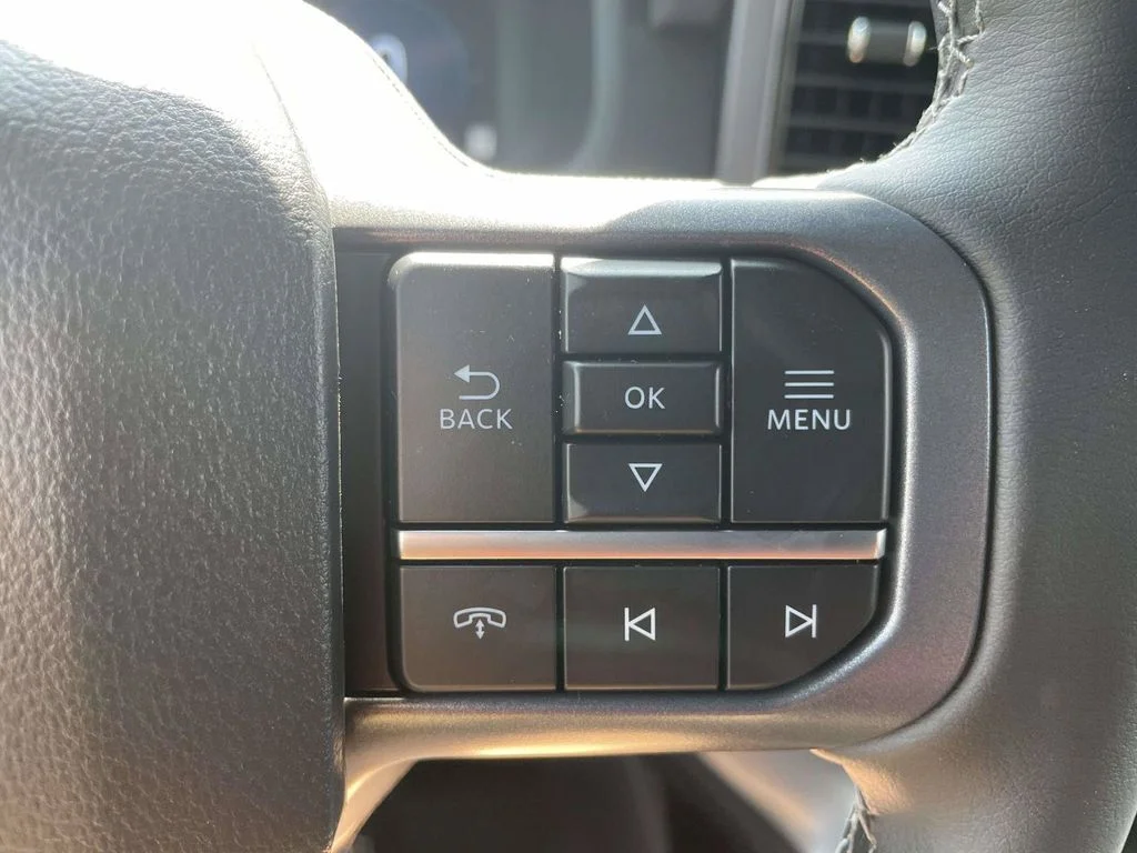 New 2026 Carbonized Gray Metallic Ford XLT image 23