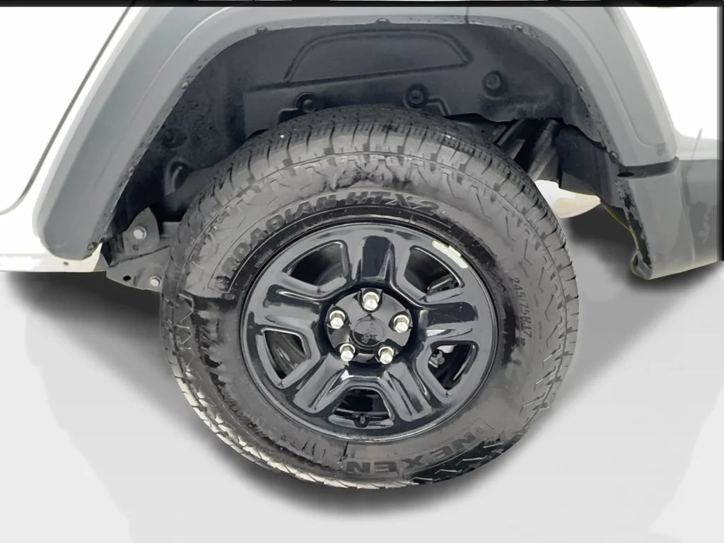 Used 2025 White Jeep Sport image 11