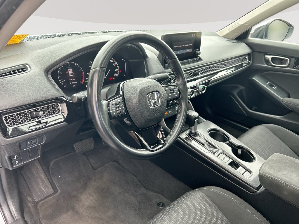 Used 2024  Honda EX image 16
